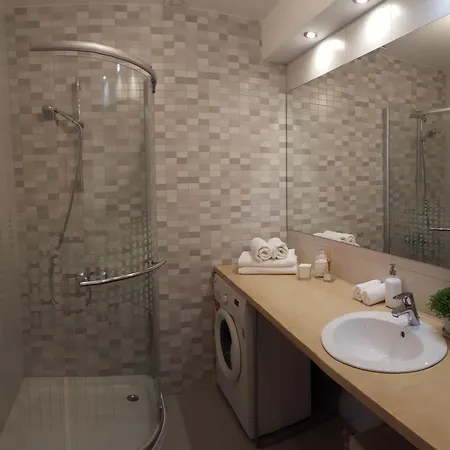 Skenza's Loft Near And Center Apartman